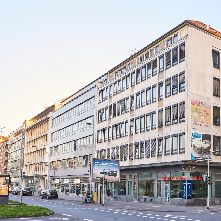 Au&szlig;enansicht Coachingwerk-R&auml;ume in den Media Park B&uuml;ros